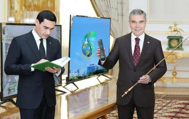 Туркменистанӑн хальхи тата пулас президенчӗсем. Getty сайтран илнӗ сӑн