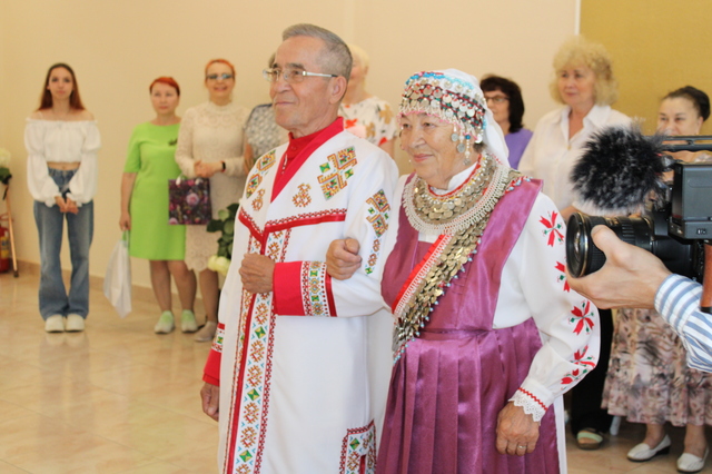 Вера Иванова сӑнӳкерчӗкӗ
