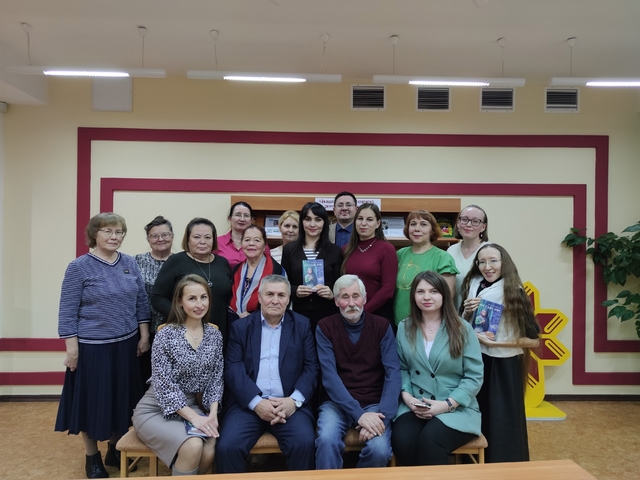  «Варкӑш» клубӑн сӑнӳкерчӗкӗ