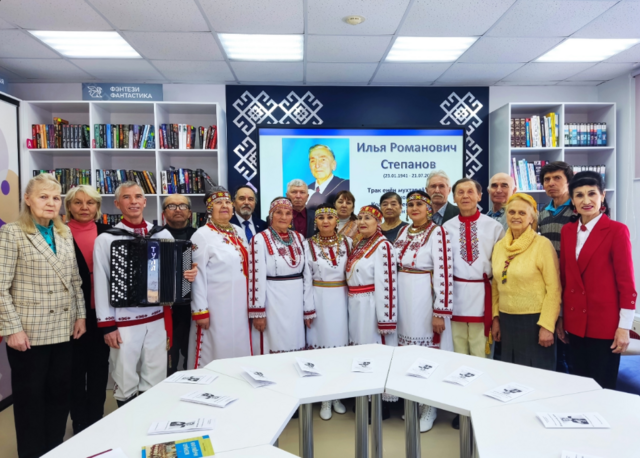 Зинаида Михайлова страницинчен илнӗ сӑнӳкерчӗк